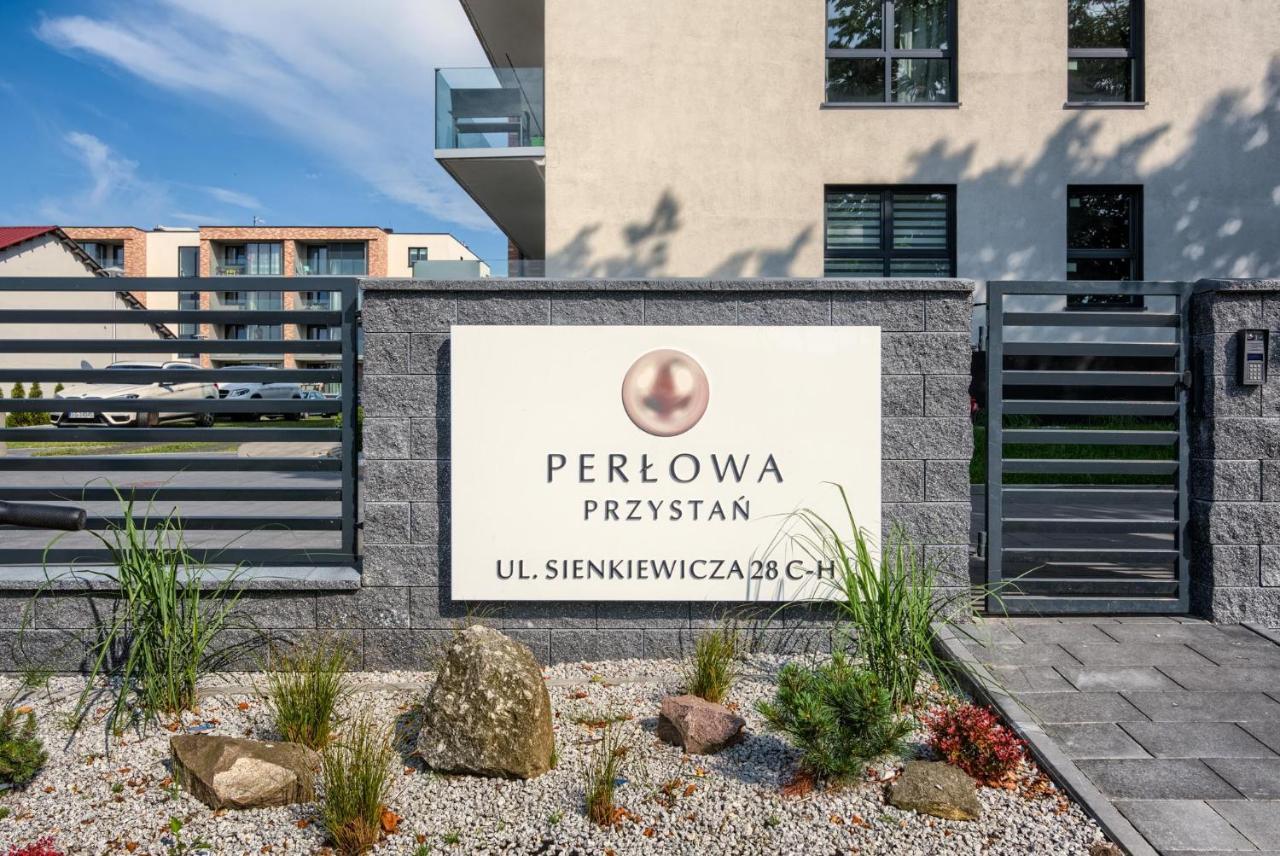 Apartament Czarna Perla Z Garazem 7 E Perlowa Przystan - Holiday City Колобжег Екстериор снимка